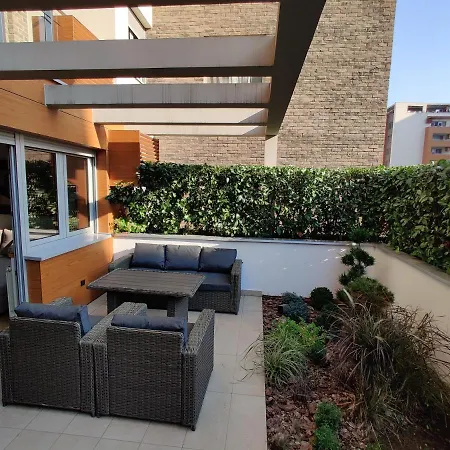 Apartament Garden House Lux *