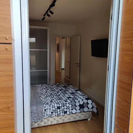 Garden House Lux Apartament *