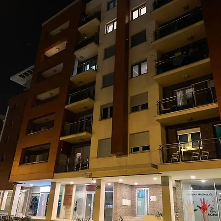 Apartment Garden House Lux Belgrade