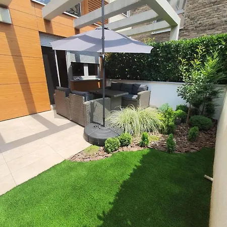 Apartament Garden House Lux Belgrad